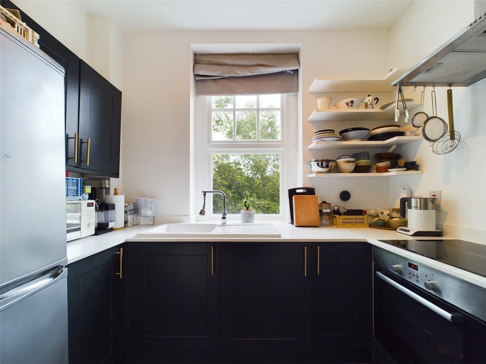 1 bedroom property for sale in London | Robinson Jackson