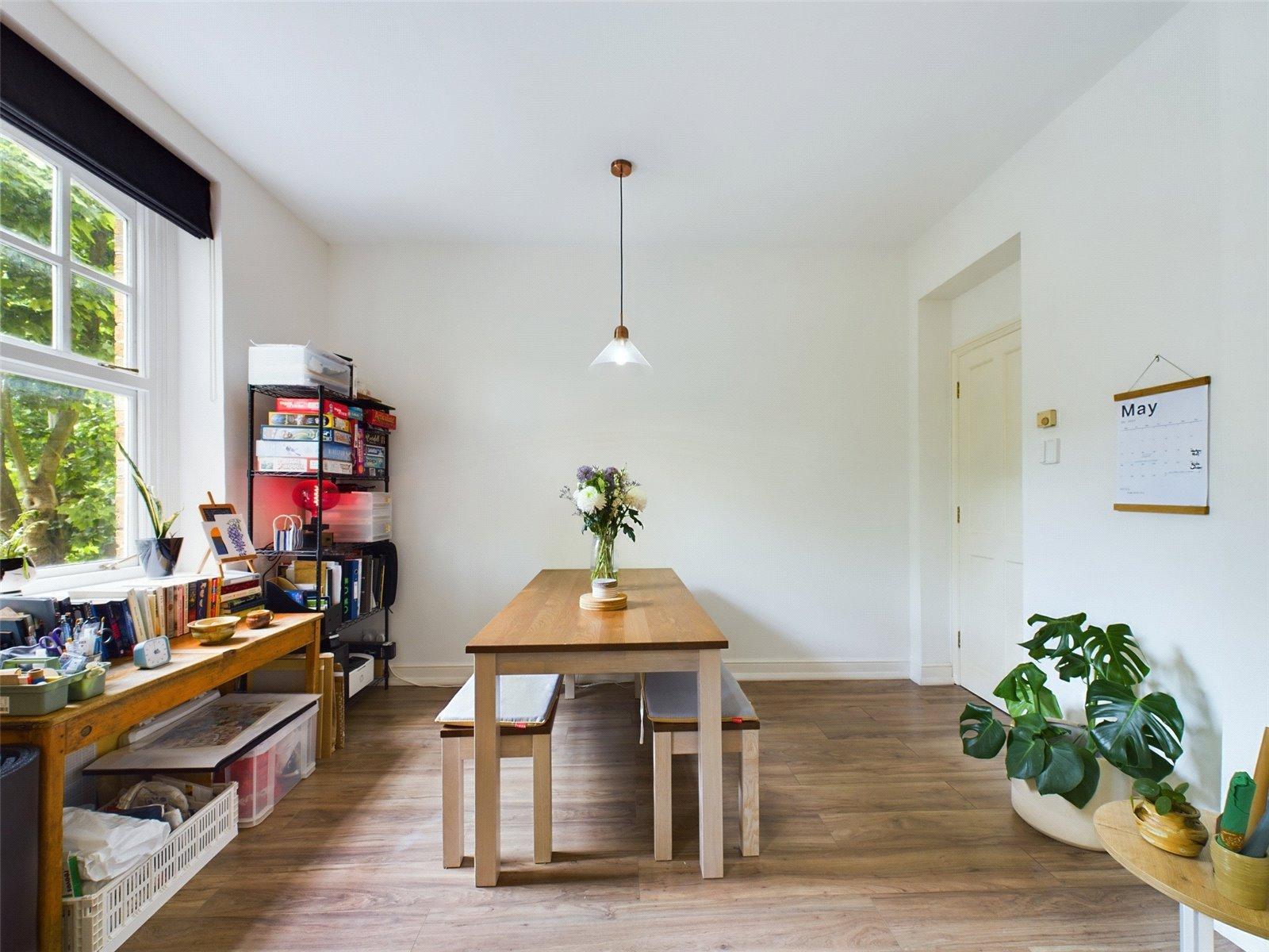 1 bedroom property for sale in London | Robinson Jackson