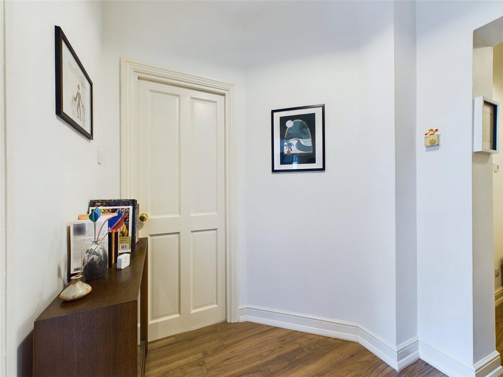 1 bedroom property for sale in London | Robinson Jackson