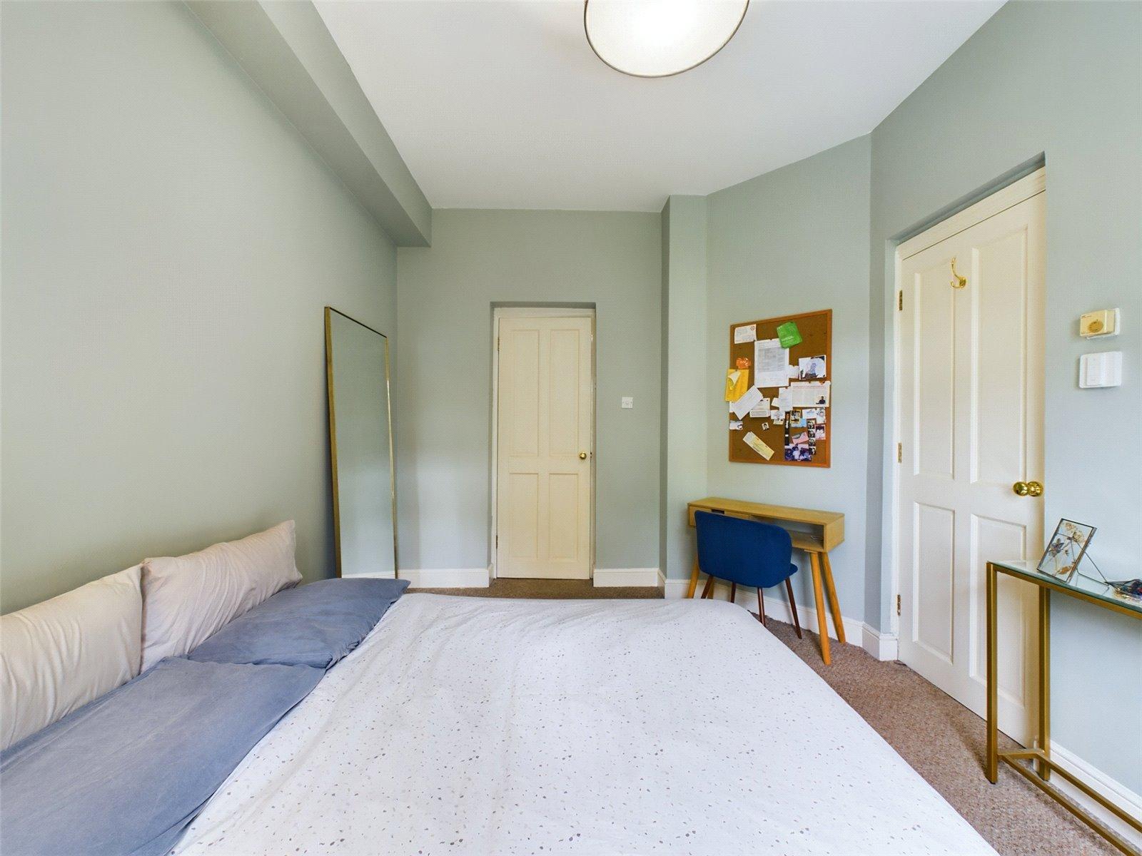 1 bedroom property for sale in London | Robinson Jackson