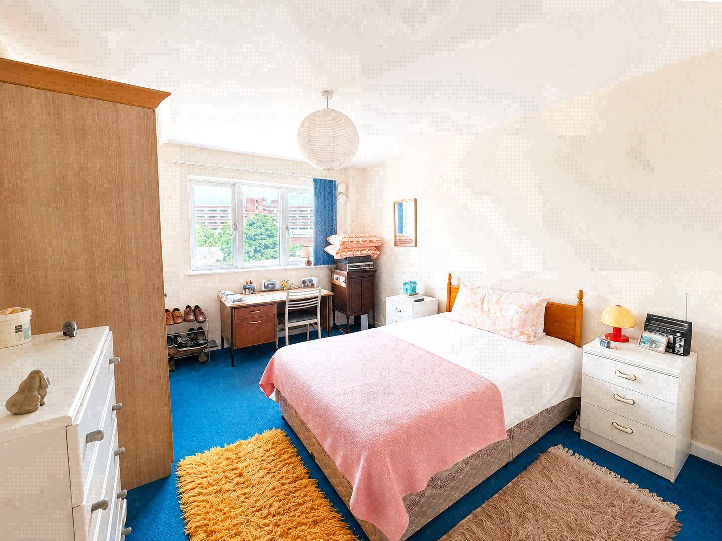 2 bedroom property for sale in Lewisham | Robinson Jackson