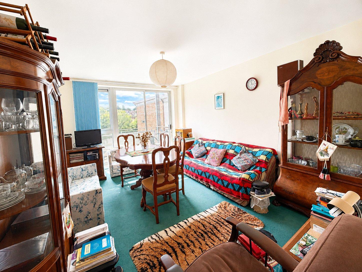 2 bedroom property for sale in Lewisham | Robinson Jackson