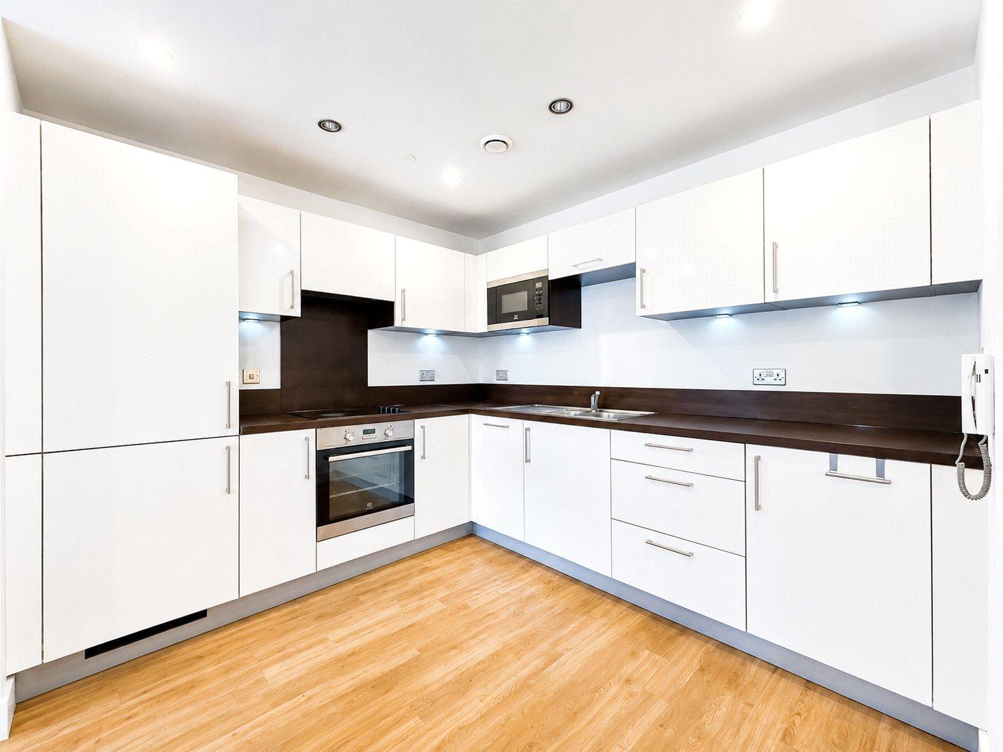 2 bedroom property for sale in 2 Cornmill Lane | Robinson Jackson
