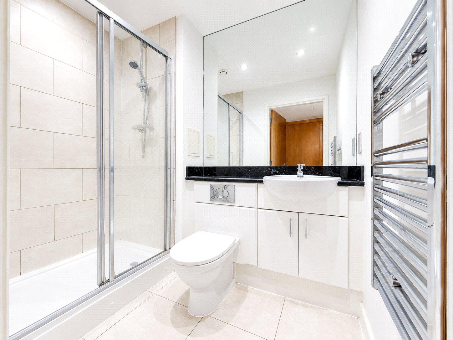 2 bedroom property for sale in 2 Cornmill Lane | Robinson Jackson