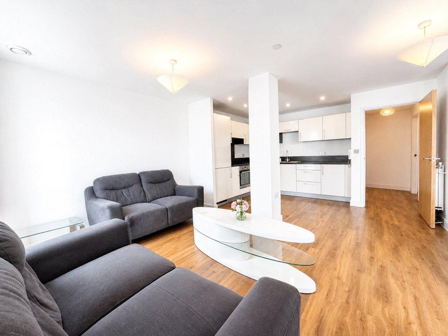 2 bedroom property for sale in 2 Cornmill Lane | Robinson Jackson