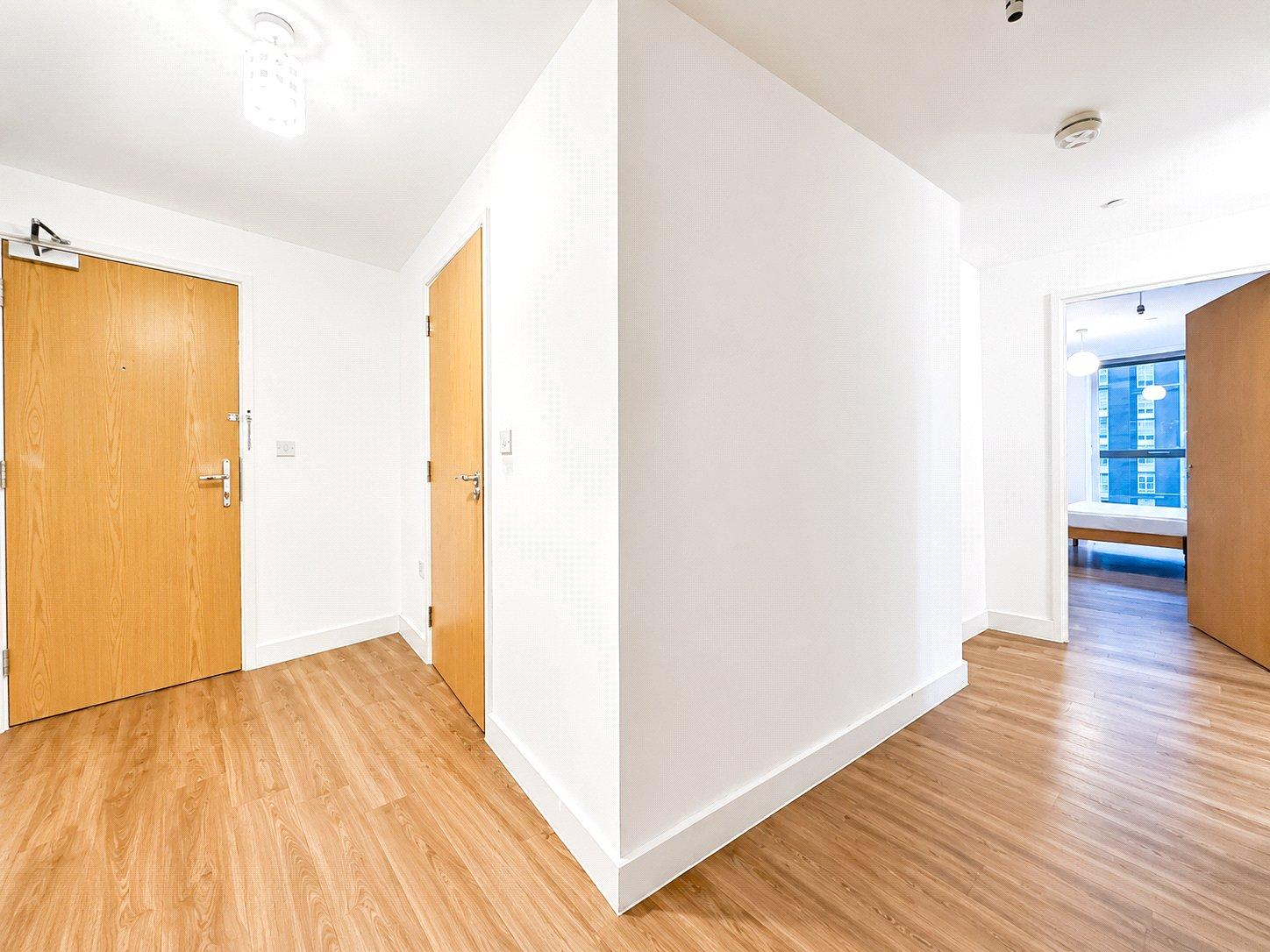 2 bedroom property for sale in 2 Cornmill Lane | Robinson Jackson