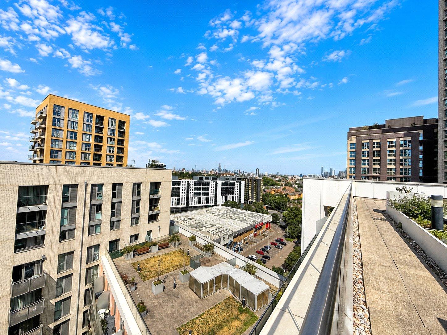 2 bedroom property for sale in 2 Cornmill Lane | Robinson Jackson