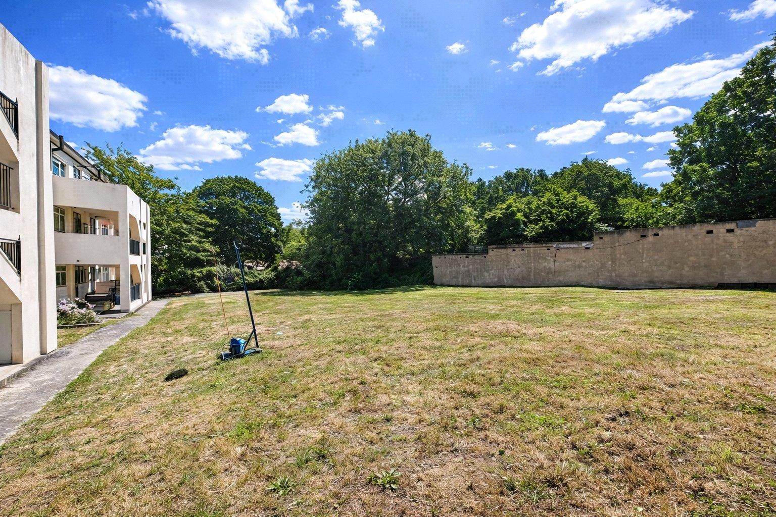 2 bedroom property for sale in Grove Park | Robinson Jackson