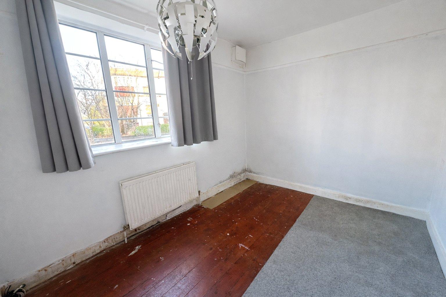 2 bedroom property for sale in Grove Park | Robinson Jackson