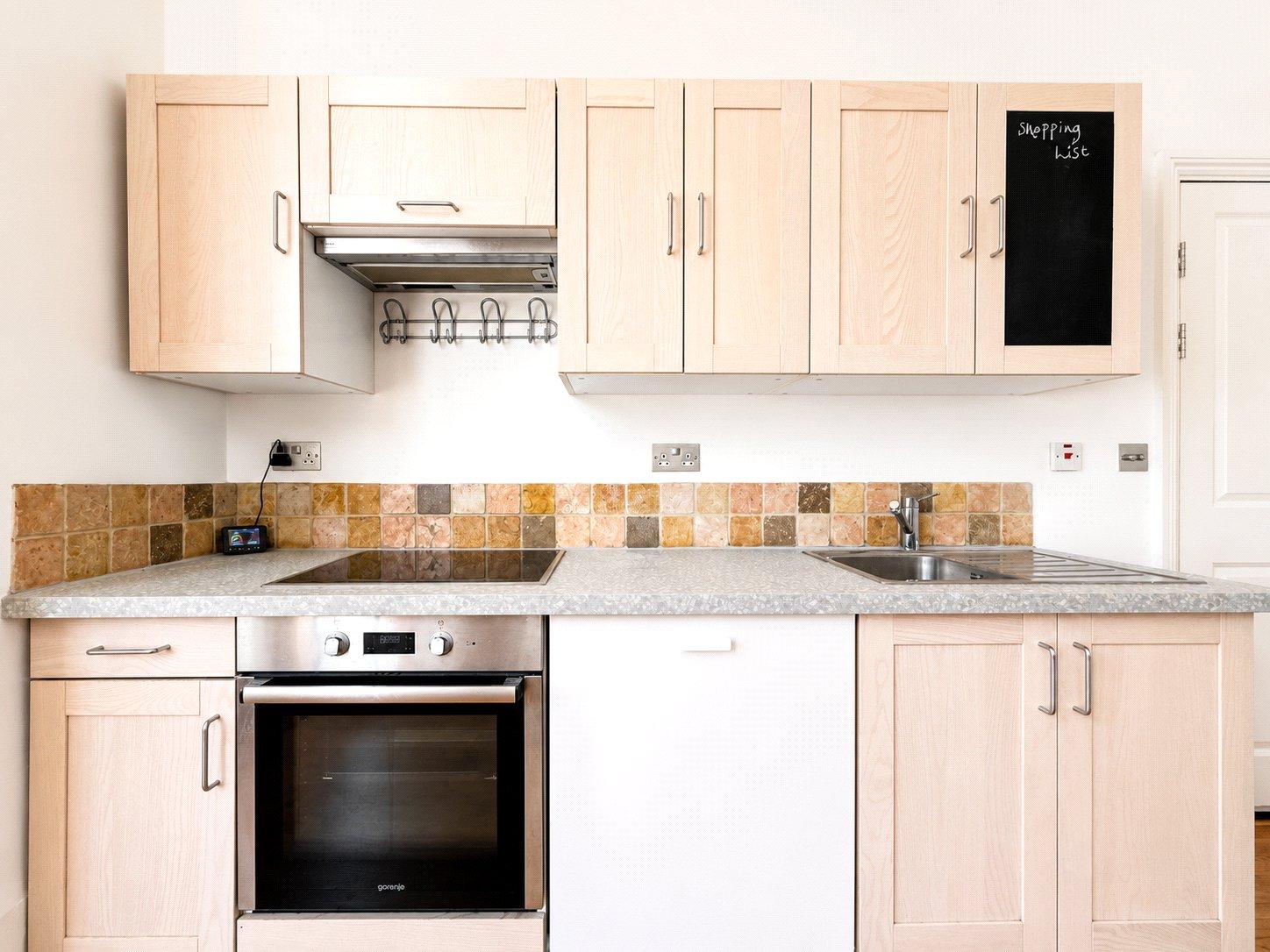 1 bedroom property for sale in London | Robinson Jackson