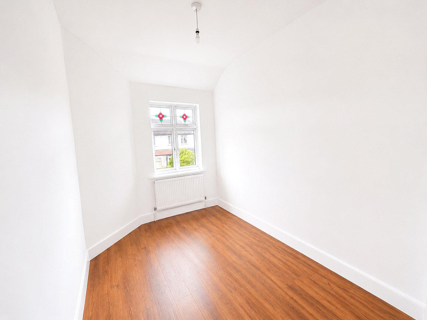 4 bedroom house for sale in London | Robinson Jackson