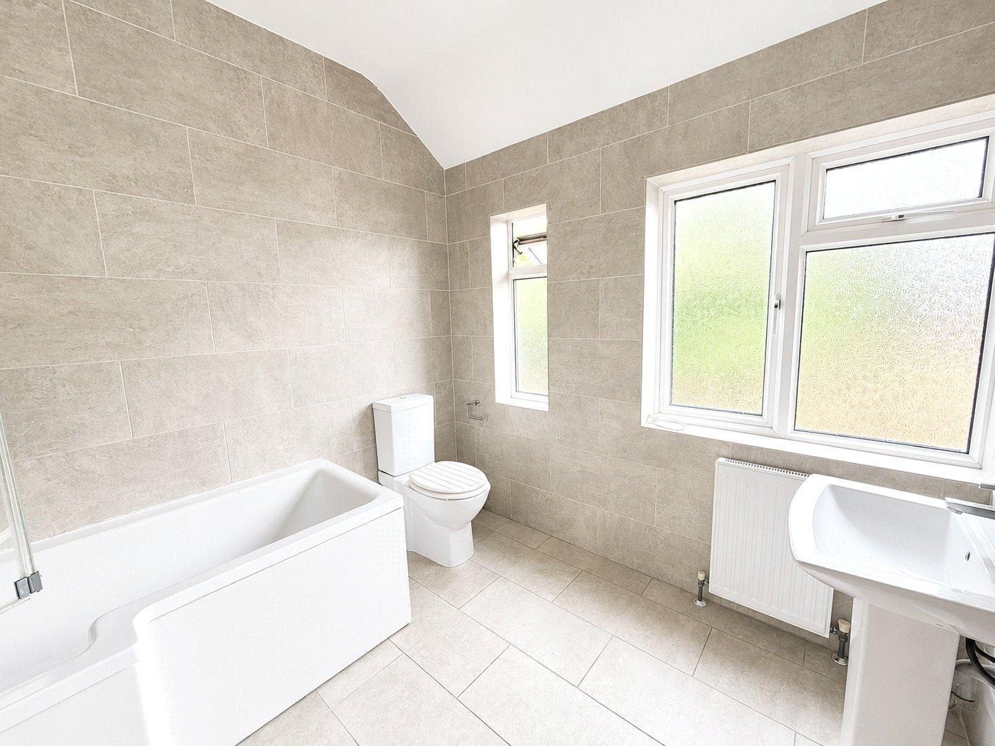 4 bedroom house for sale in London | Robinson Jackson