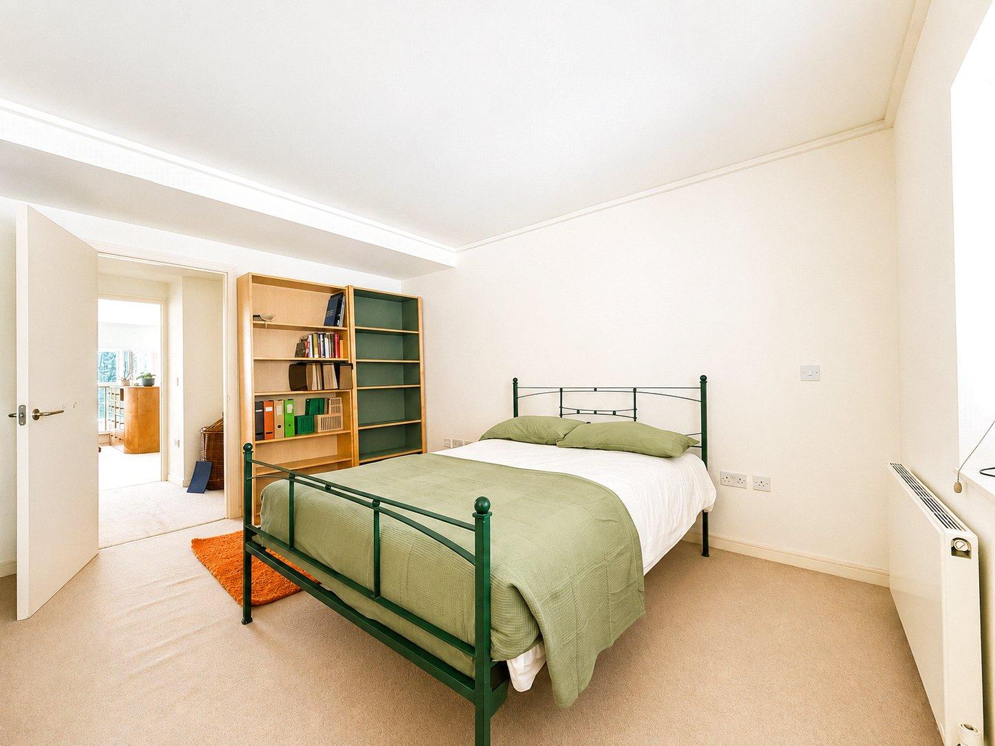 1 bedroom property for sale in London | Robinson Jackson