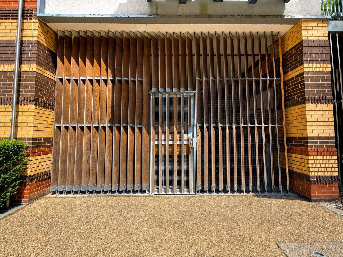 1 bedroom property for sale in London | Robinson Jackson