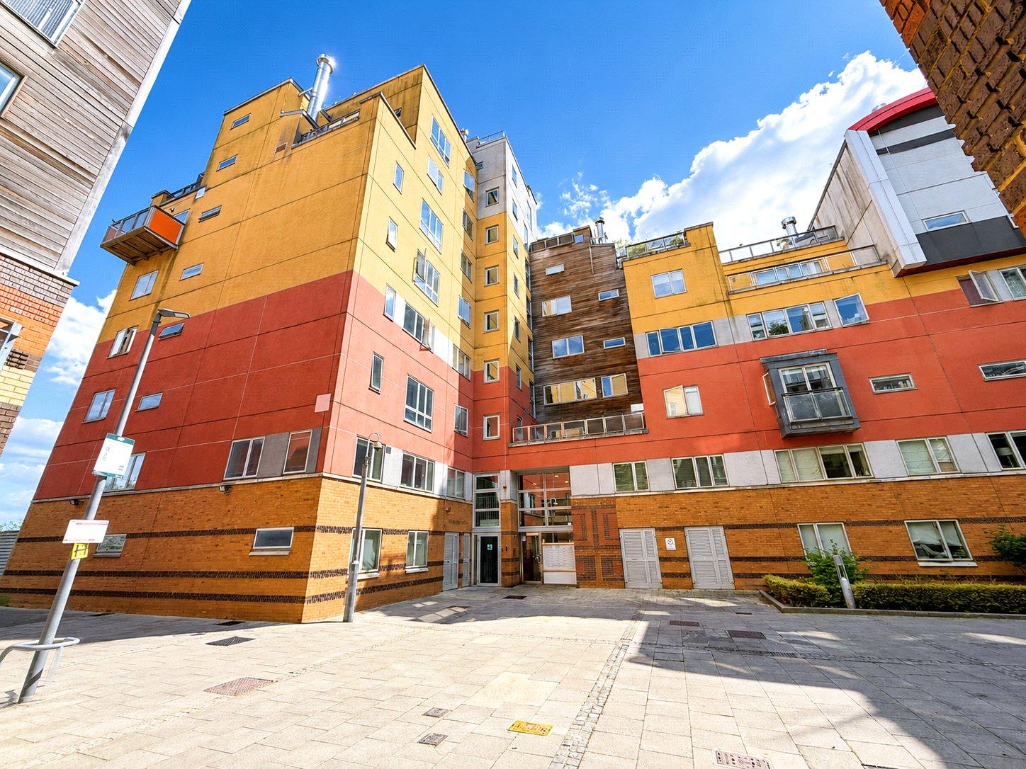 1 bedroom property for sale in London | Robinson Jackson