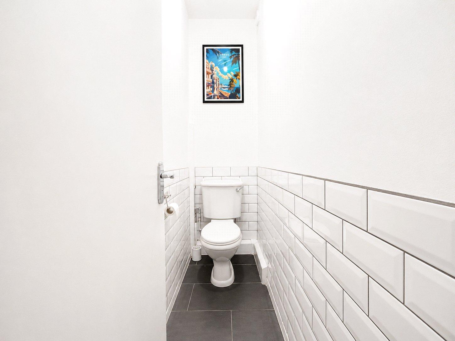 5 bedroom property for sale in London | Robinson Jackson