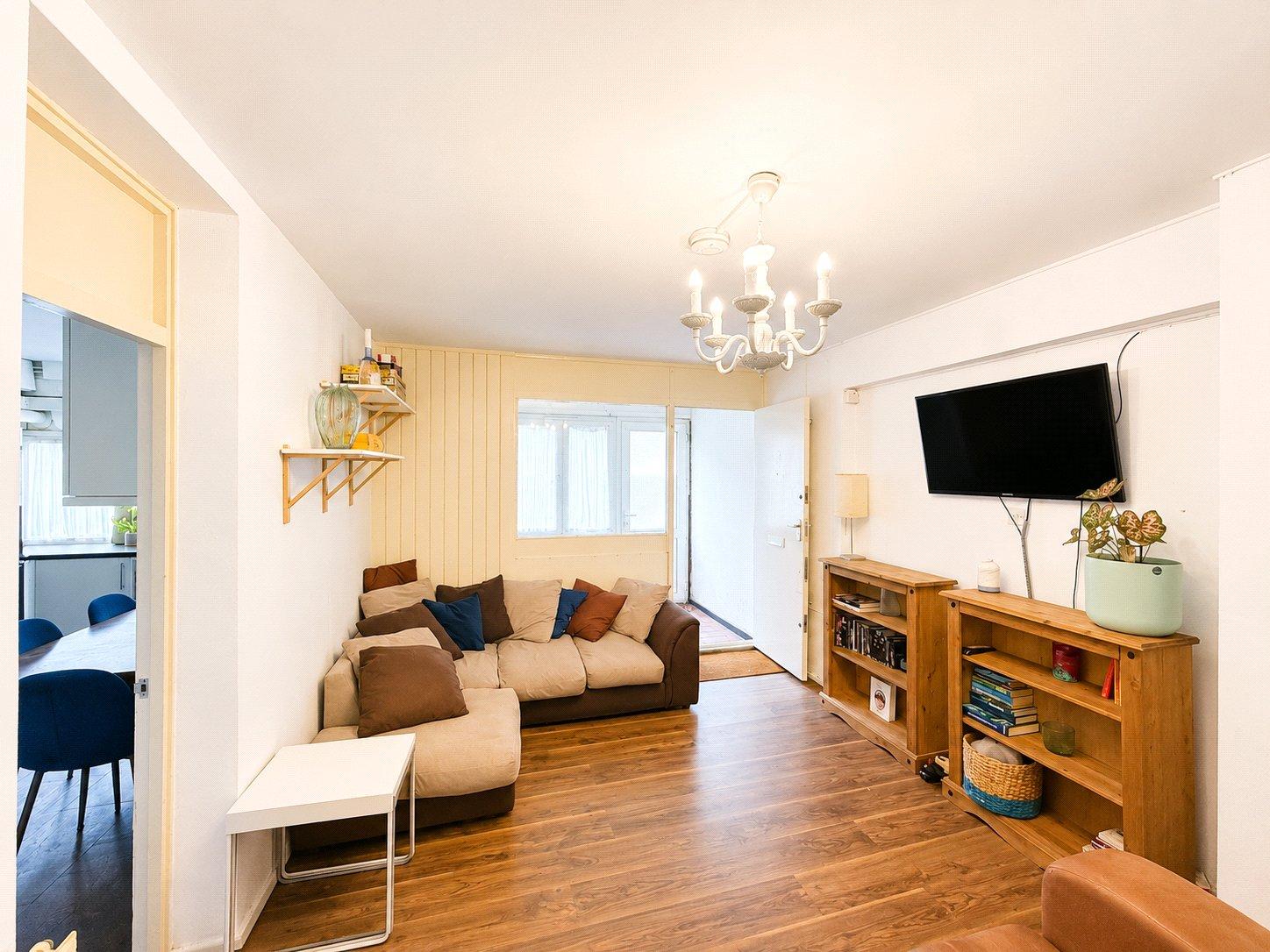 5 bedroom property for sale in London | Robinson Jackson