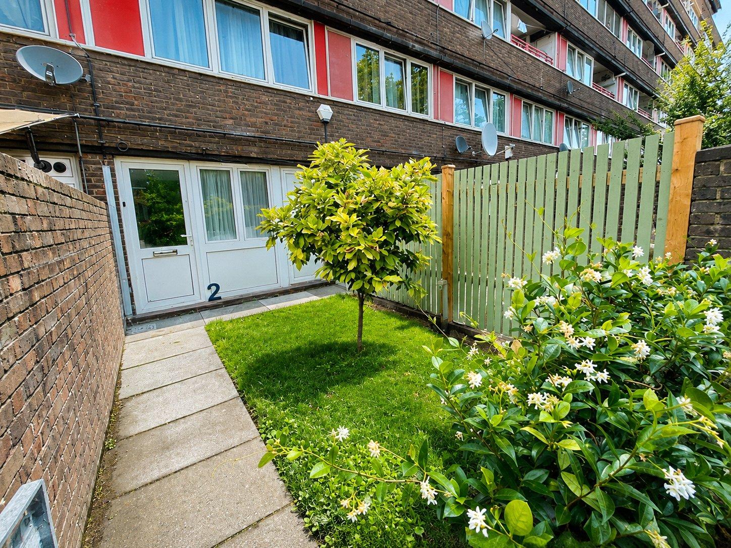5 bedroom property for sale in London | Robinson Jackson
