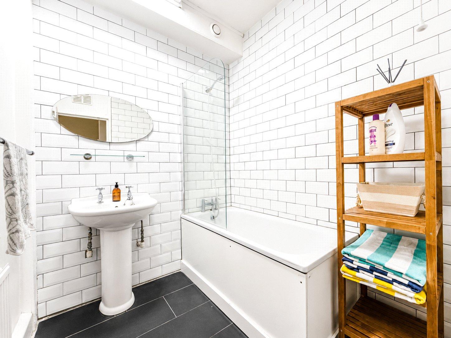5 bedroom property for sale in London | Robinson Jackson