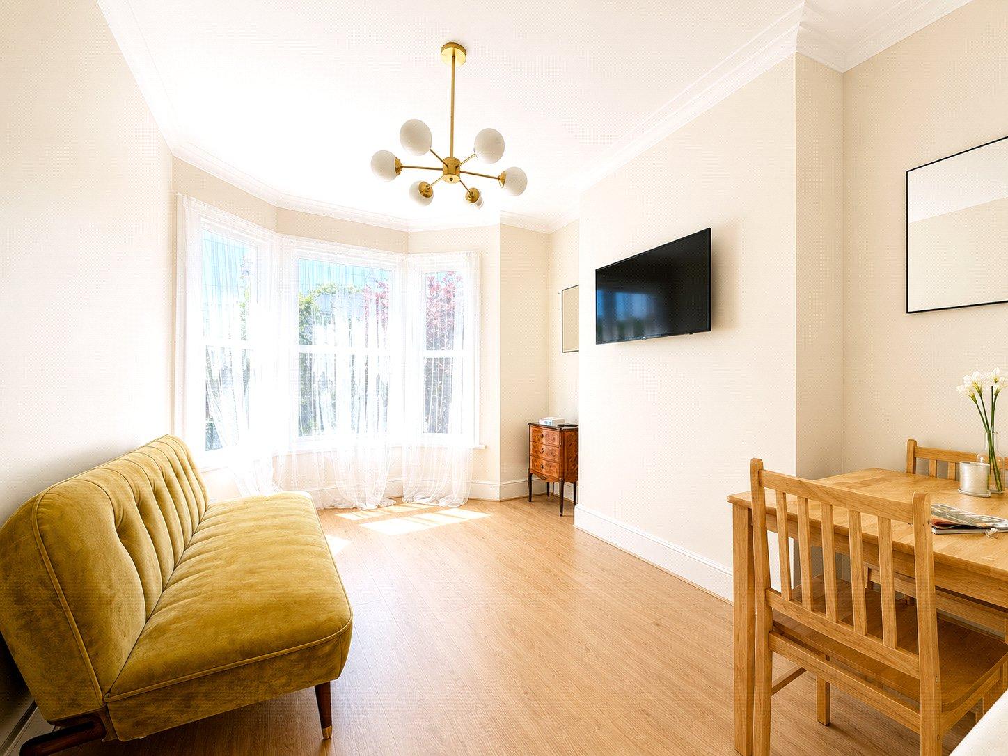 1 bedroom property for sale in London | Robinson Jackson
