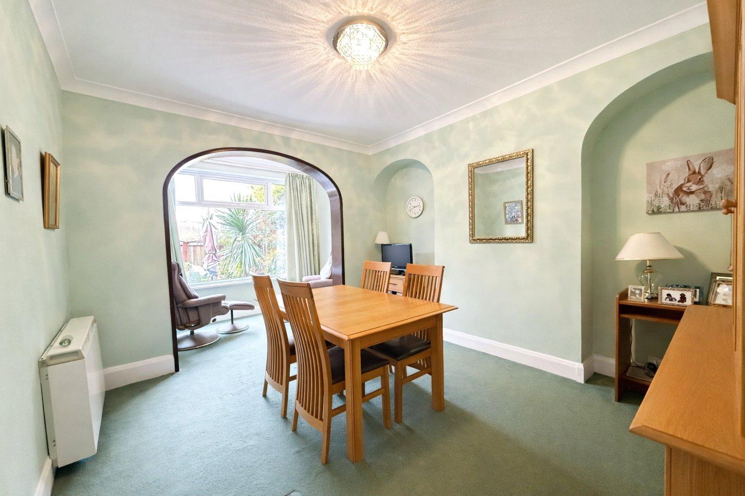 3 bedroom house for sale in London | Robinson Jackson