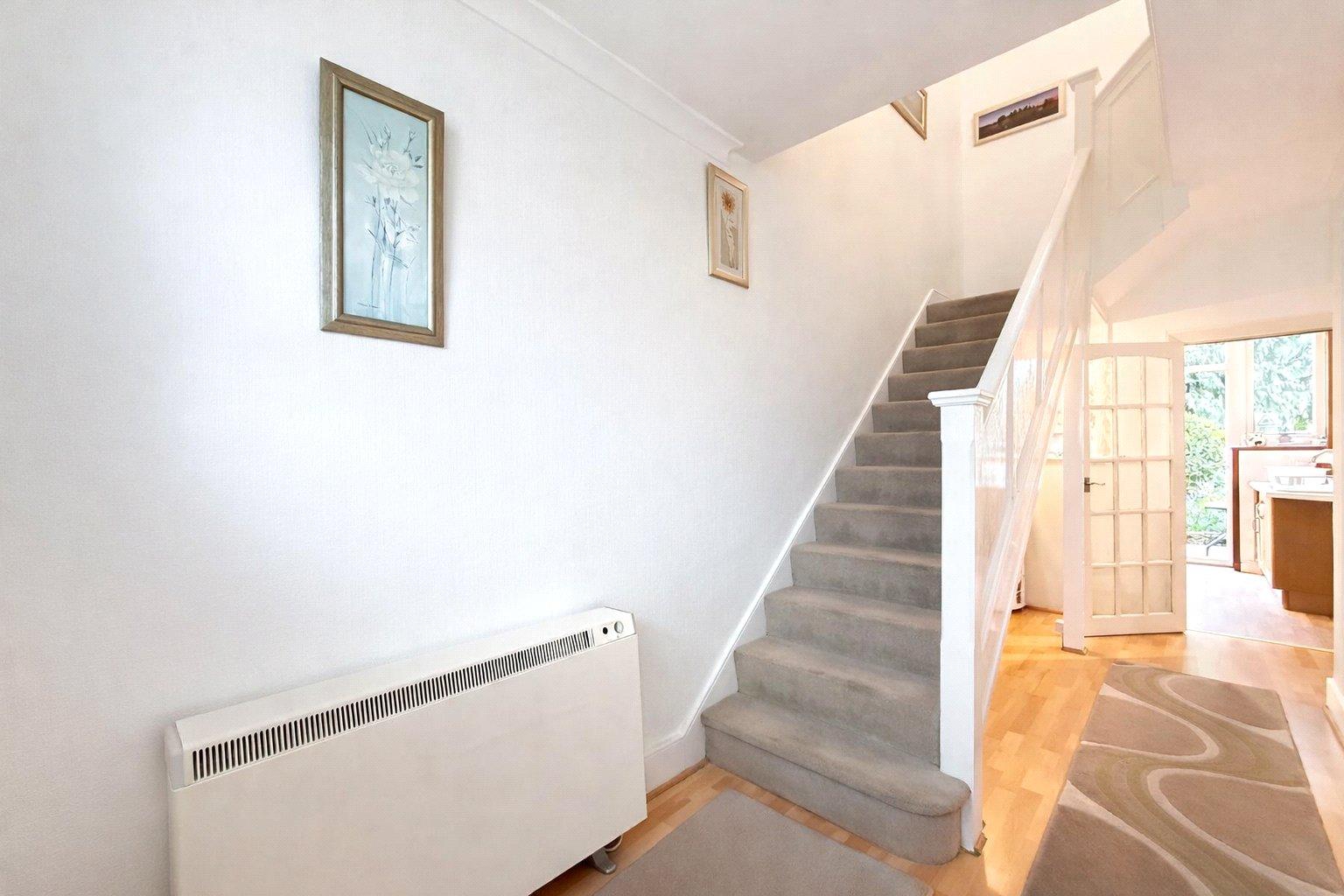 3 bedroom house for sale in London | Robinson Jackson