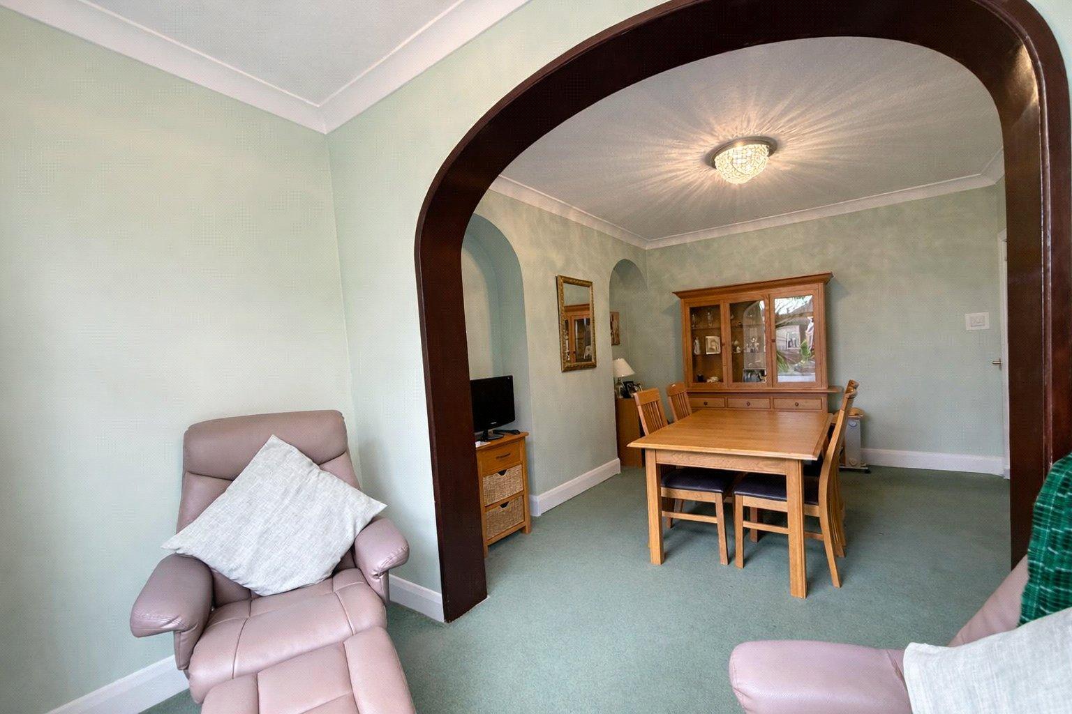 3 bedroom house for sale in London | Robinson Jackson