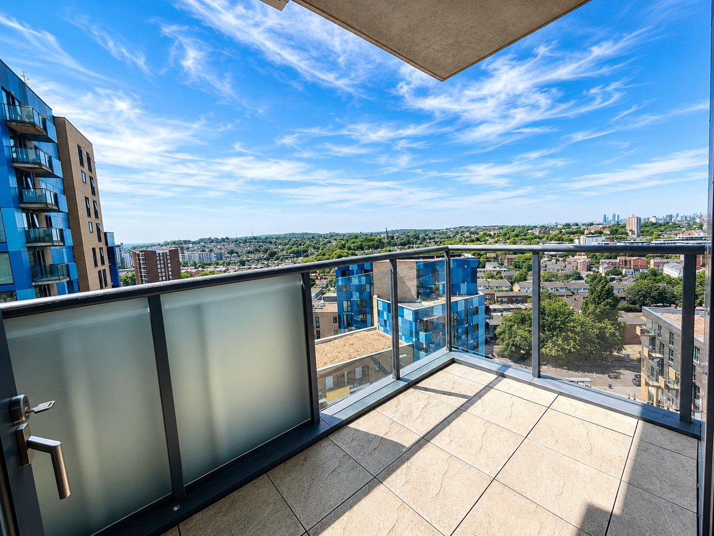 2 bedroom property for sale in Larkwood Avenue | Robinson Jackson