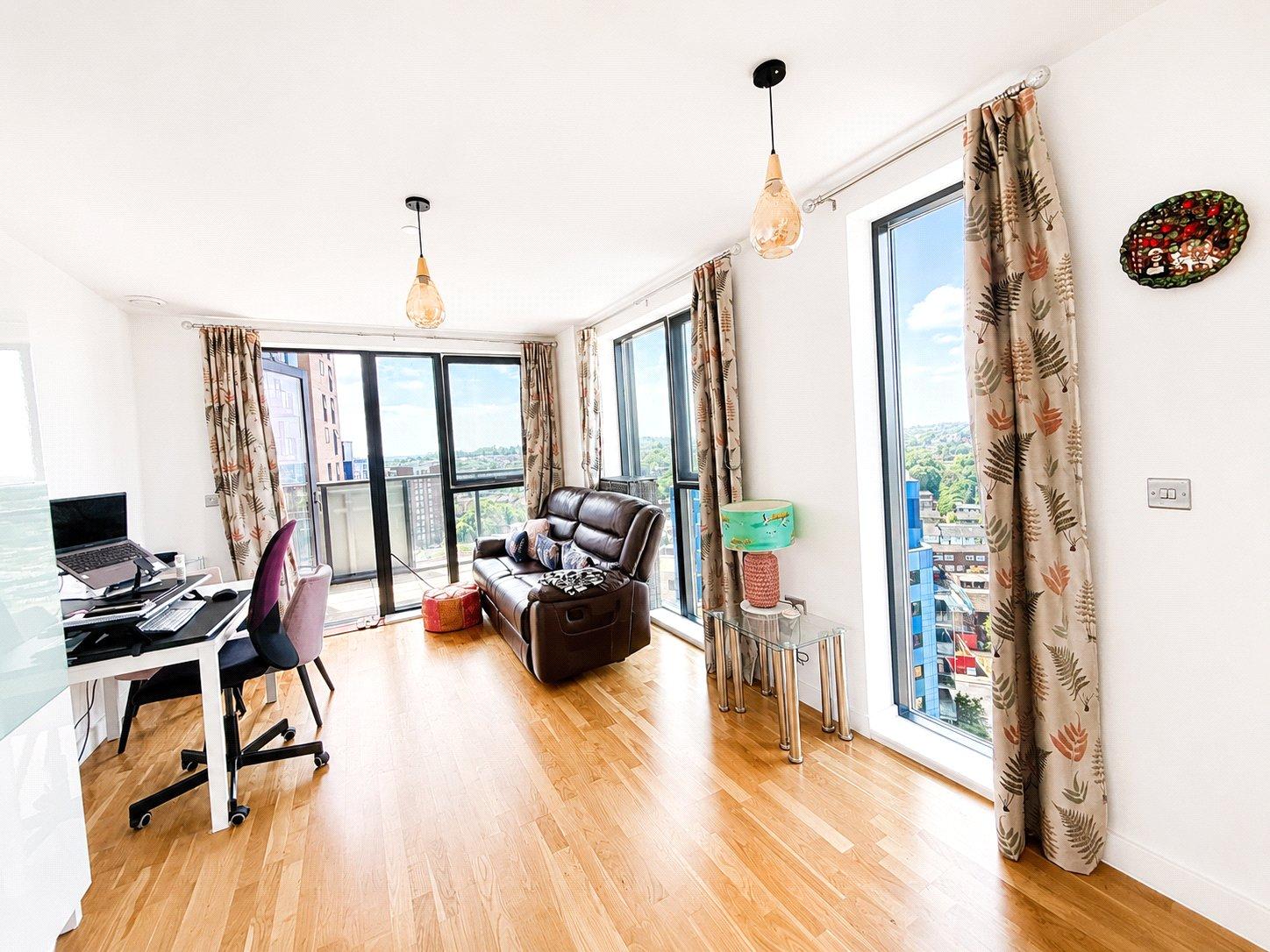 2 bedroom property for sale in Larkwood Avenue | Robinson Jackson