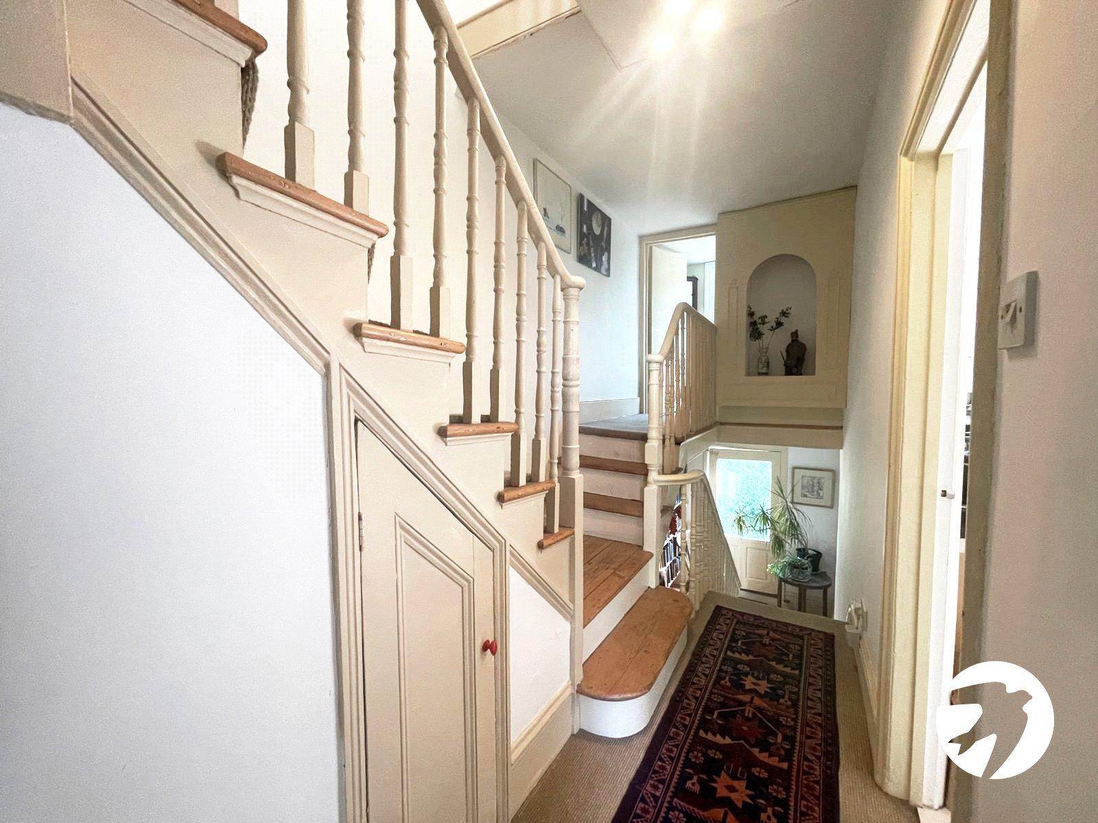 4 bedroom property for sale in London | Robinson Jackson