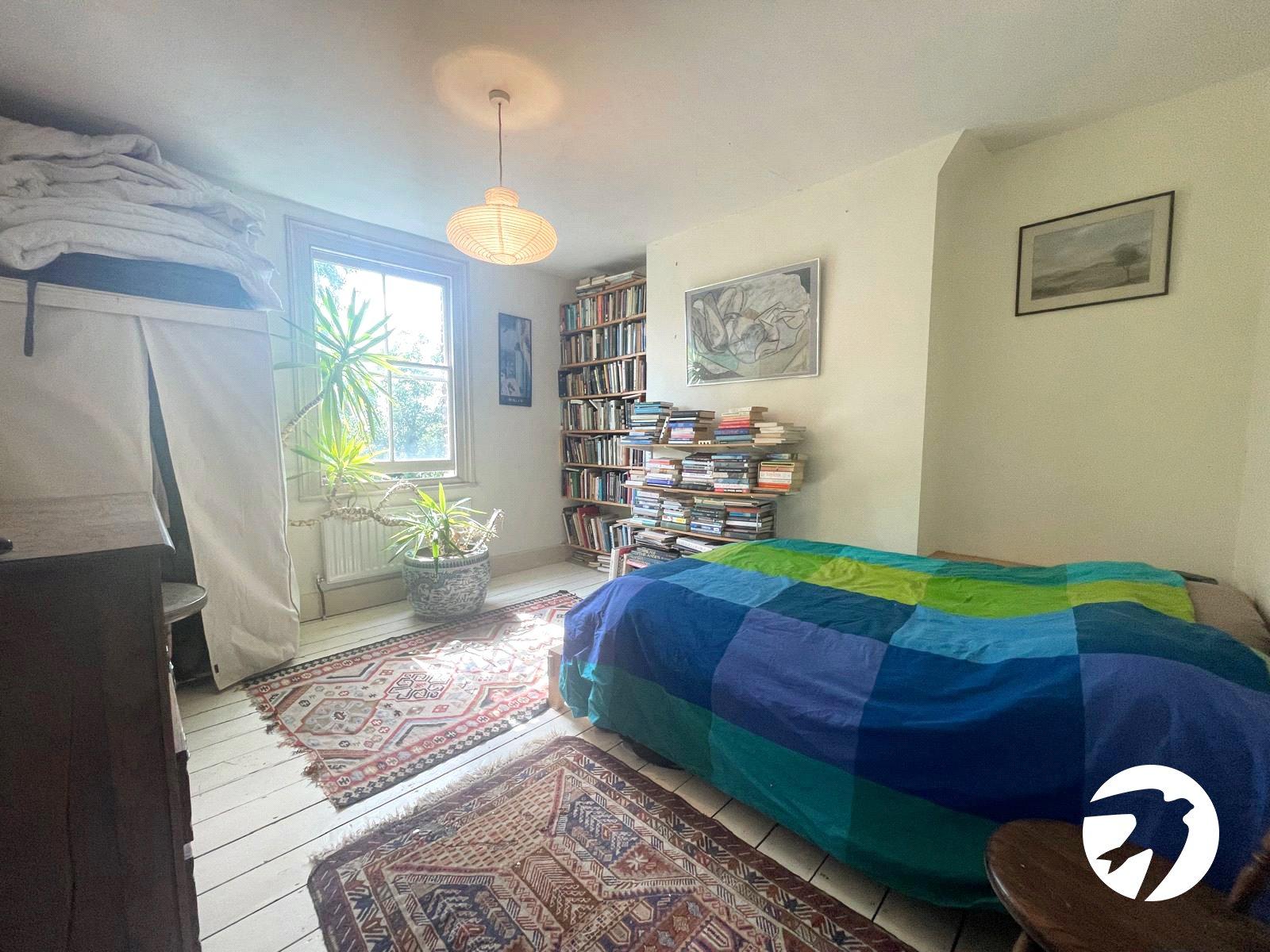 4 bedroom property for sale in London | Robinson Jackson