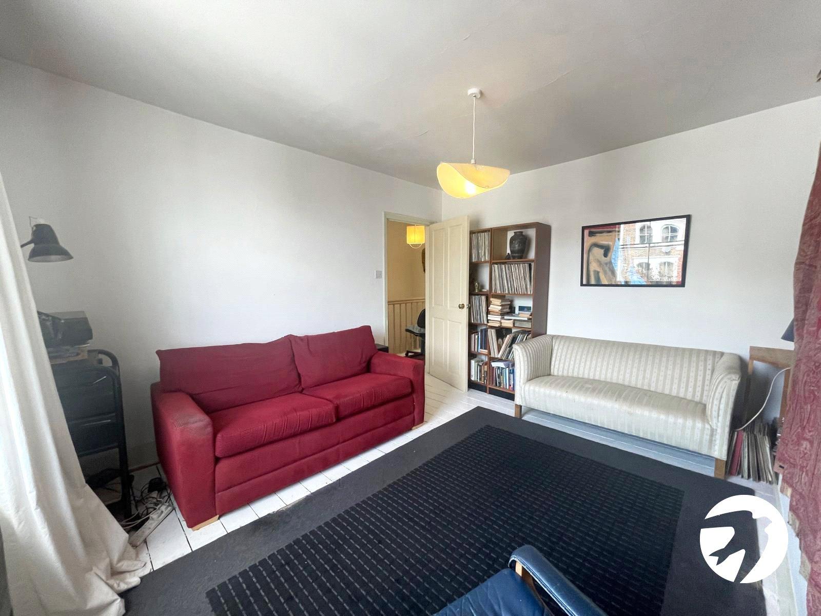 4 bedroom property for sale in London | Robinson Jackson