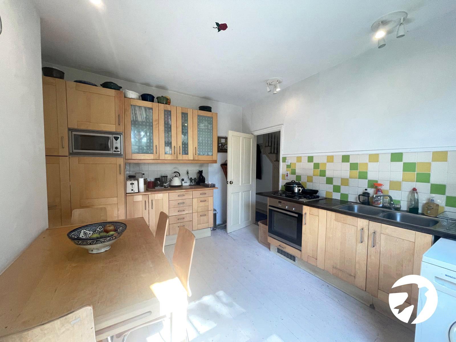 4 bedroom property for sale in London | Robinson Jackson