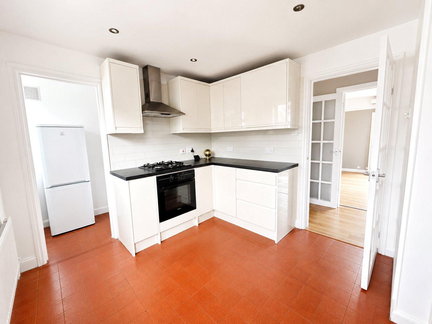 2 bedroom property for sale in London | Robinson Jackson