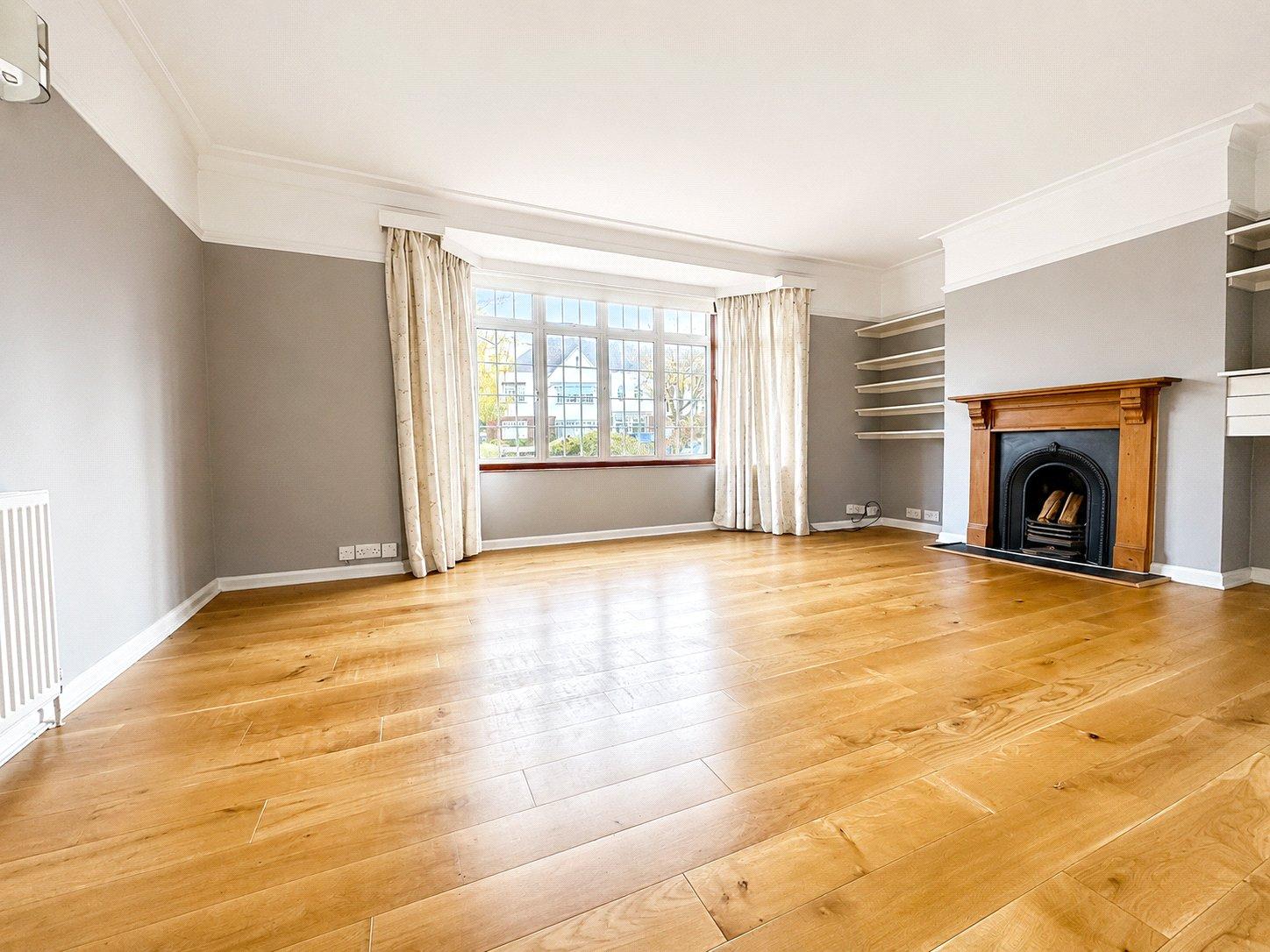 2 bedroom property for sale in London | Robinson Jackson
