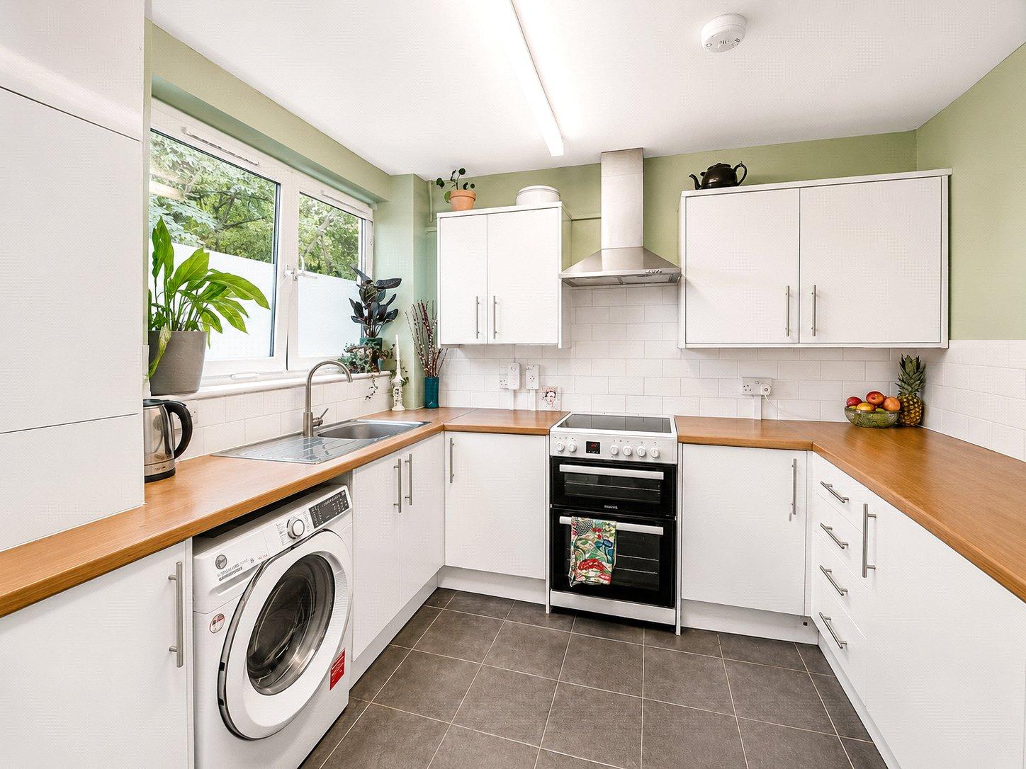 2 bedroom property for sale in Nunhead | Robinson Jackson