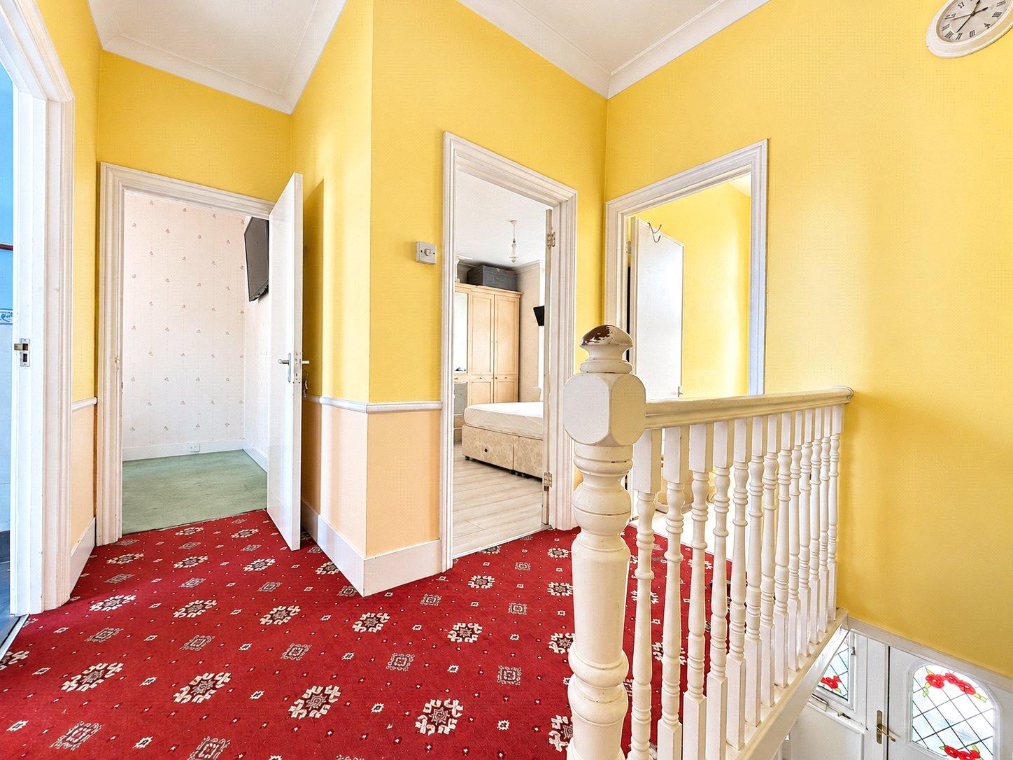 4 bedroom house for sale in London | Robinson Jackson