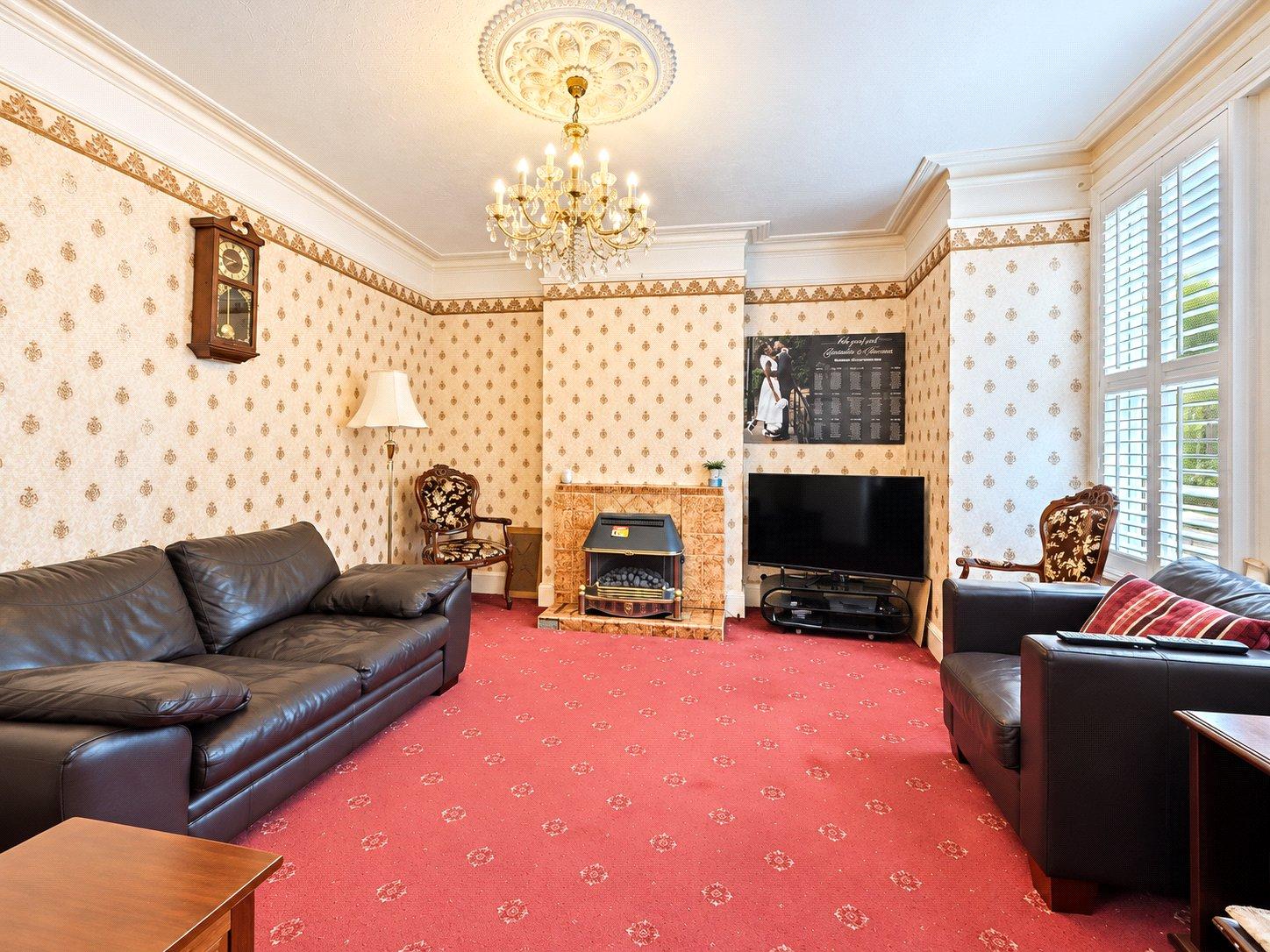 4 bedroom house for sale in London | Robinson Jackson