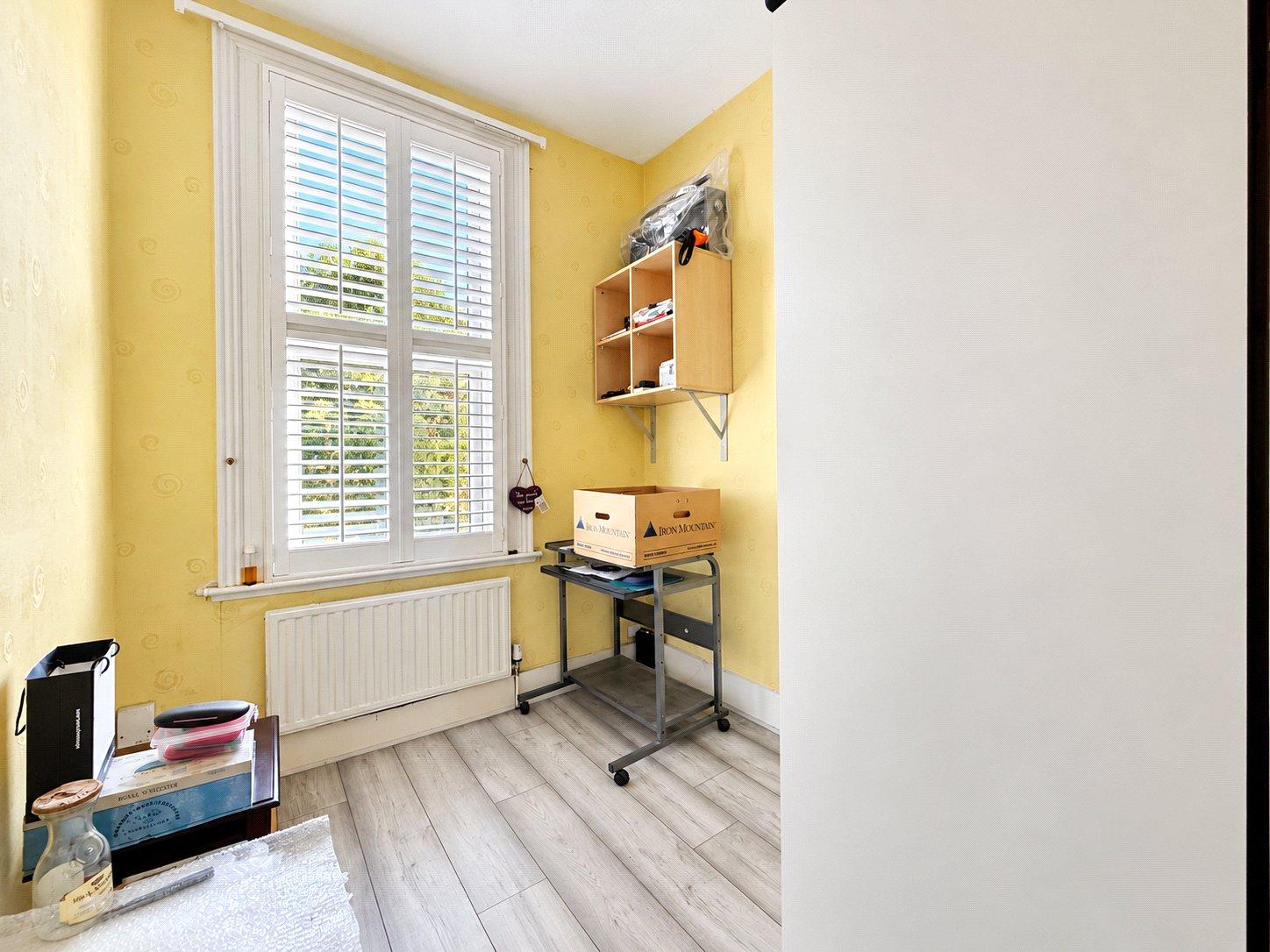 4 bedroom house for sale in London | Robinson Jackson