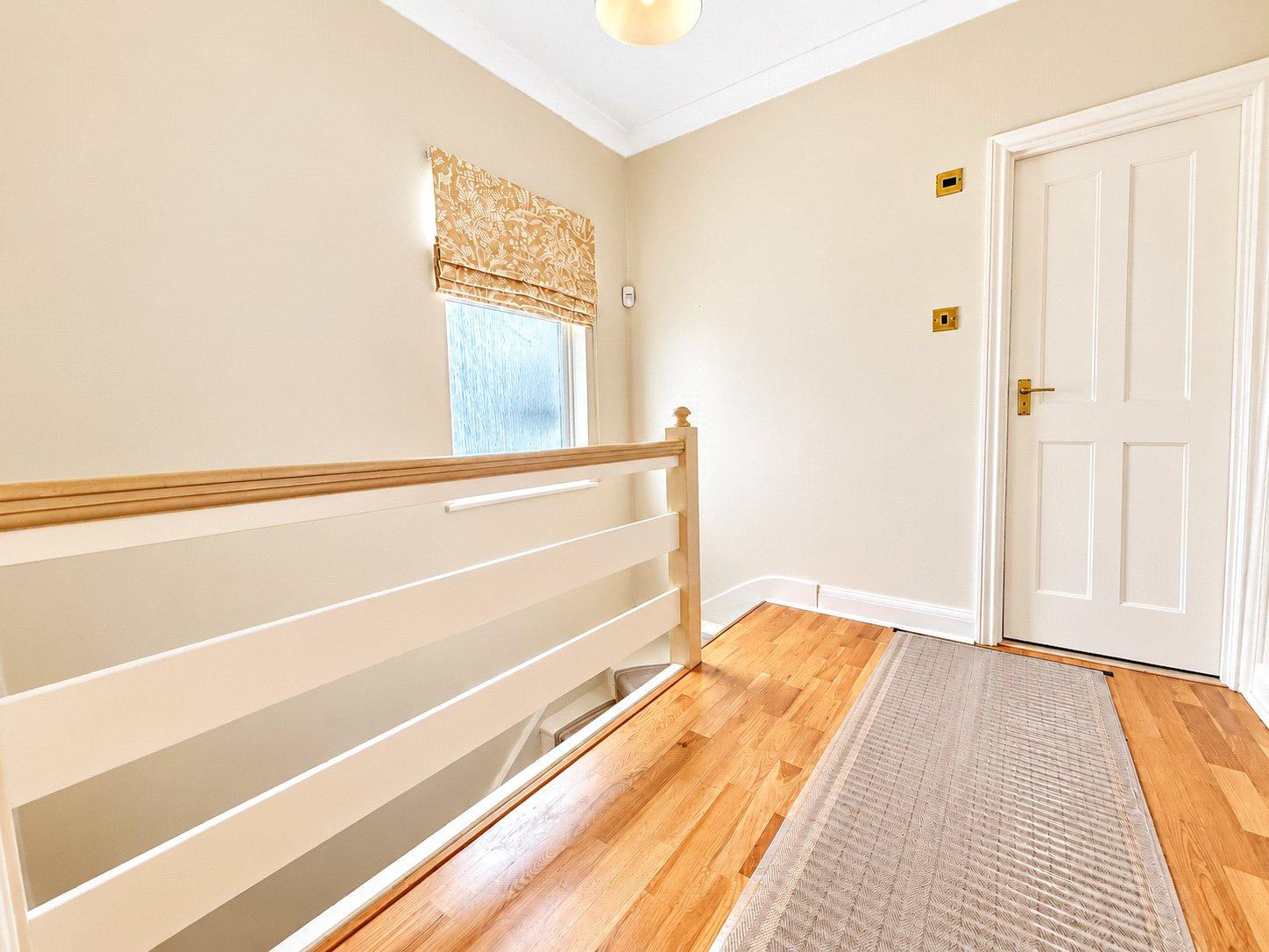3 bedroom house for sale in London | Robinson Jackson