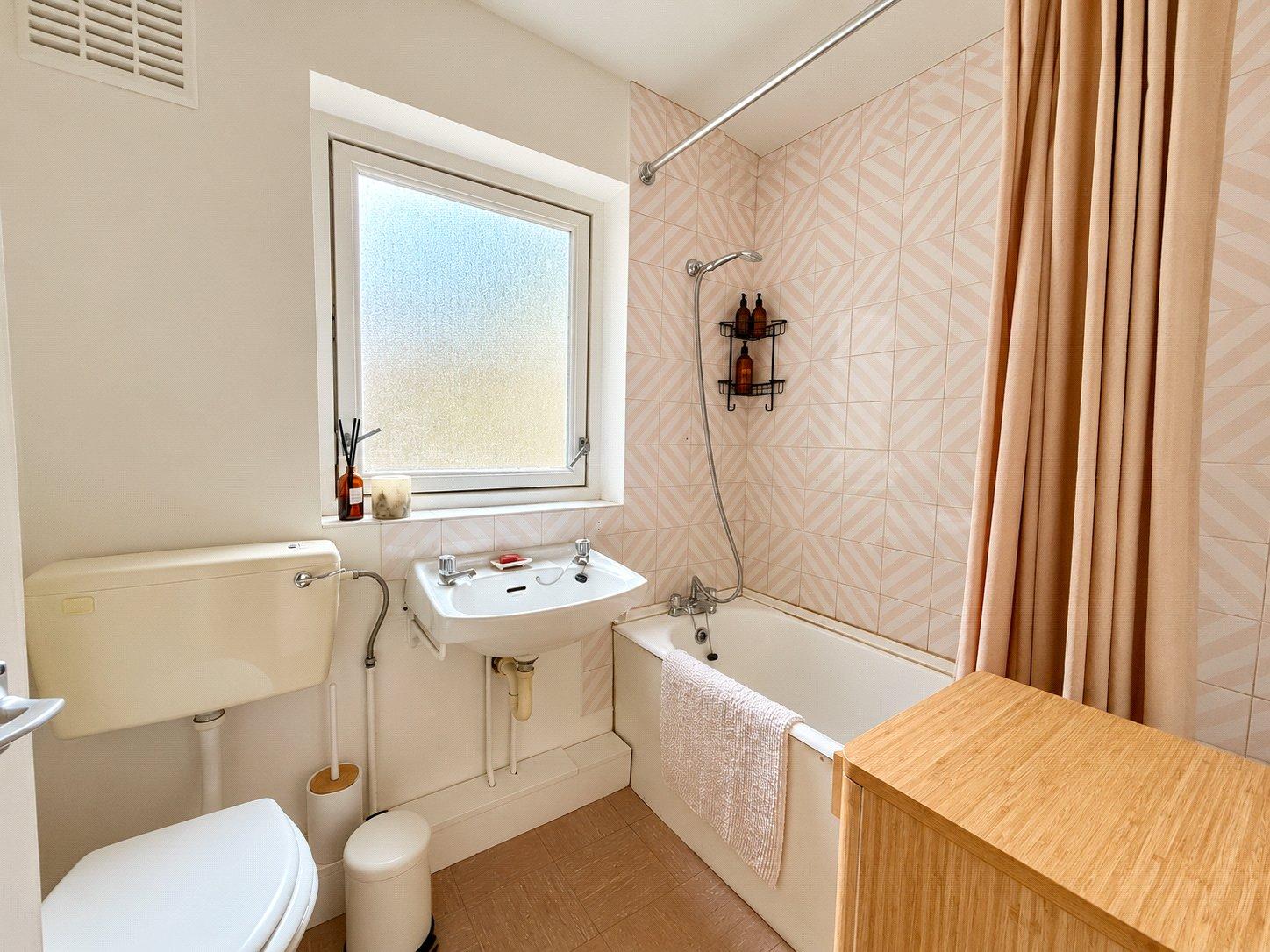 2 bedroom house for sale in  | Robinson Jackson