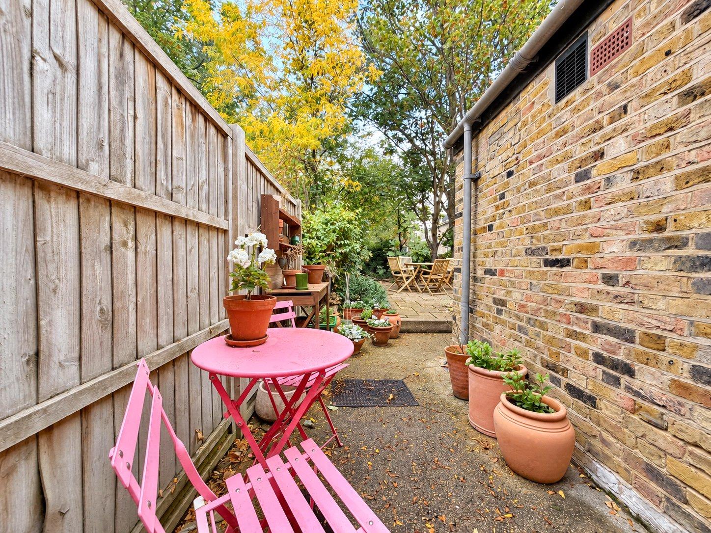2 bedroom house for sale in  | Robinson Jackson