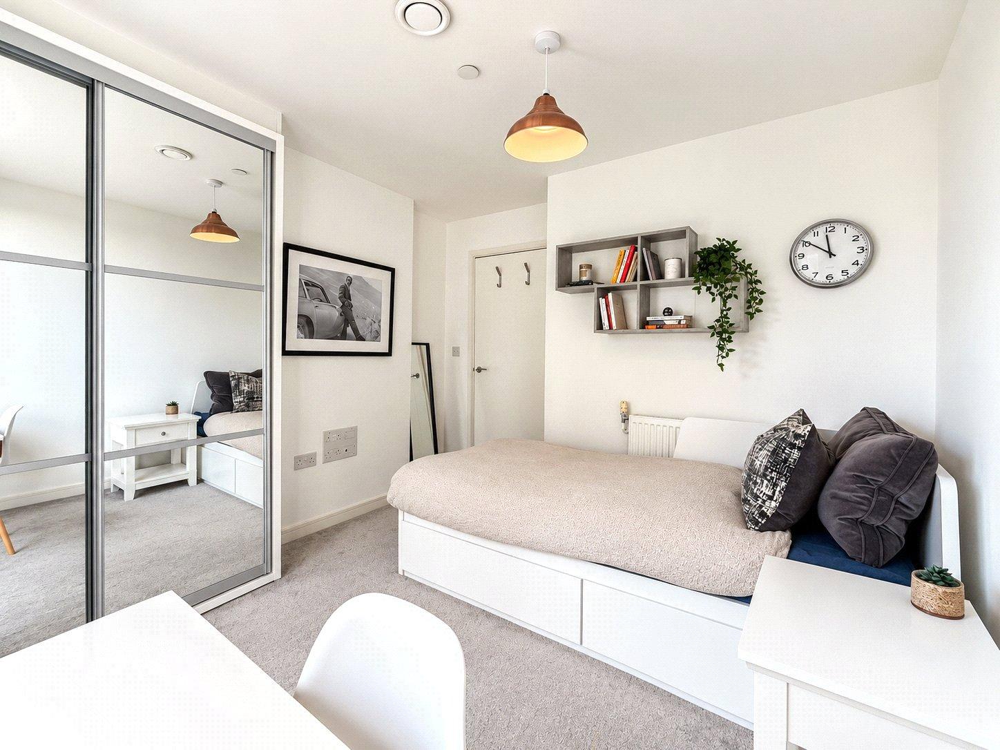 2 bedroom property for sale in  | Robinson Jackson