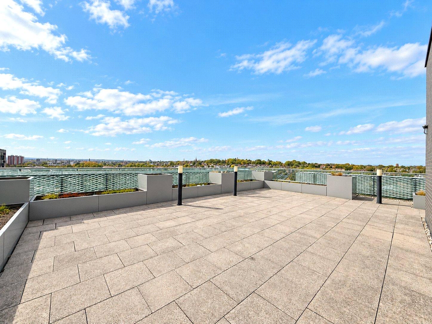 2 bedroom property for sale in  | Robinson Jackson