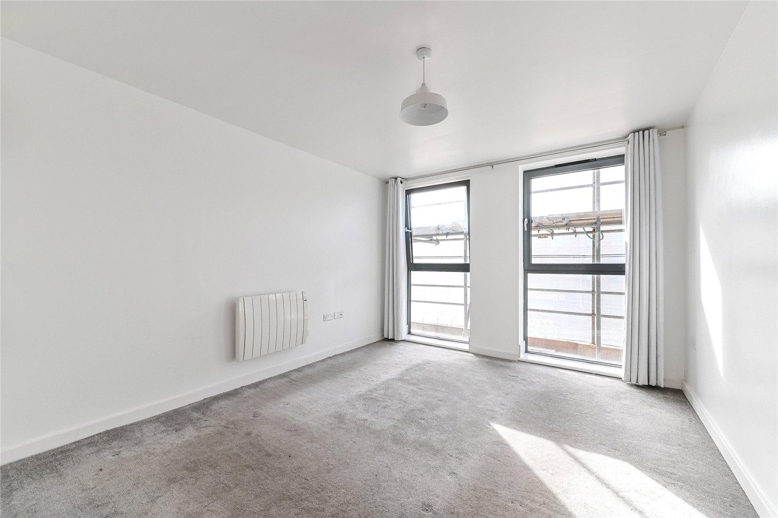 2 bedroom property for sale in Maidstone | Robinson Michael & Jackson