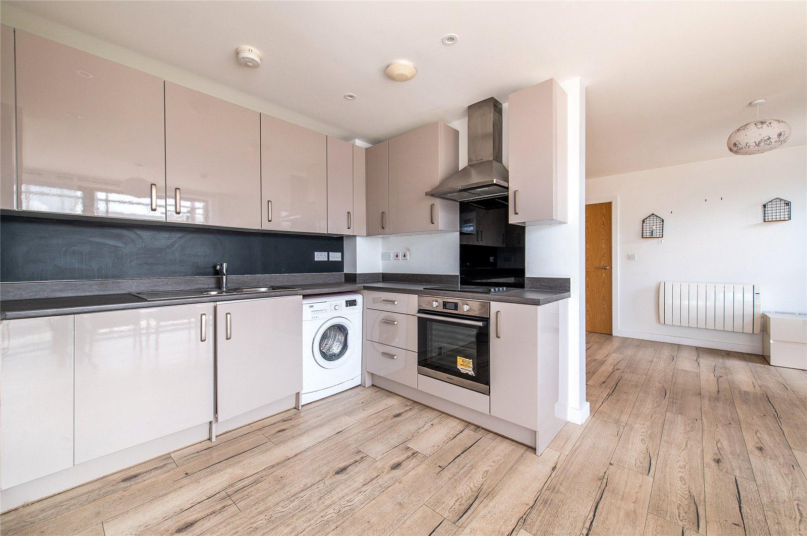 2 bedroom property for sale in Maidstone | Robinson Michael & Jackson