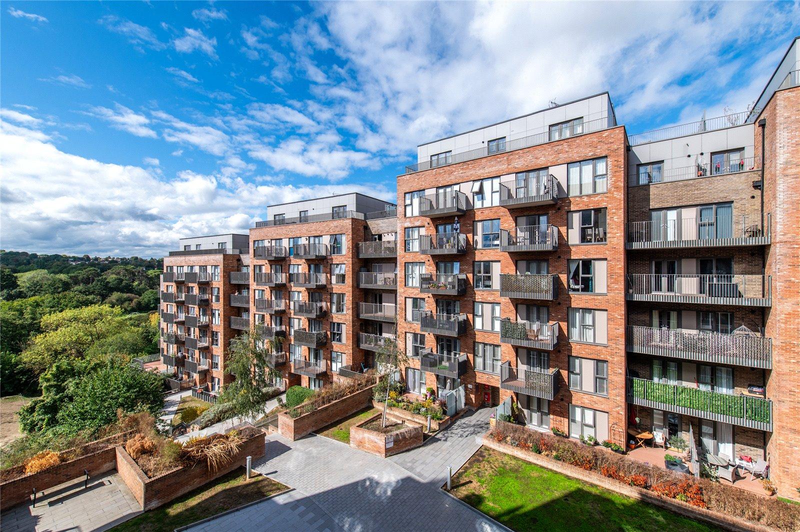 2 bedroom property for sale in Maidstone | Robinson Michael & Jackson