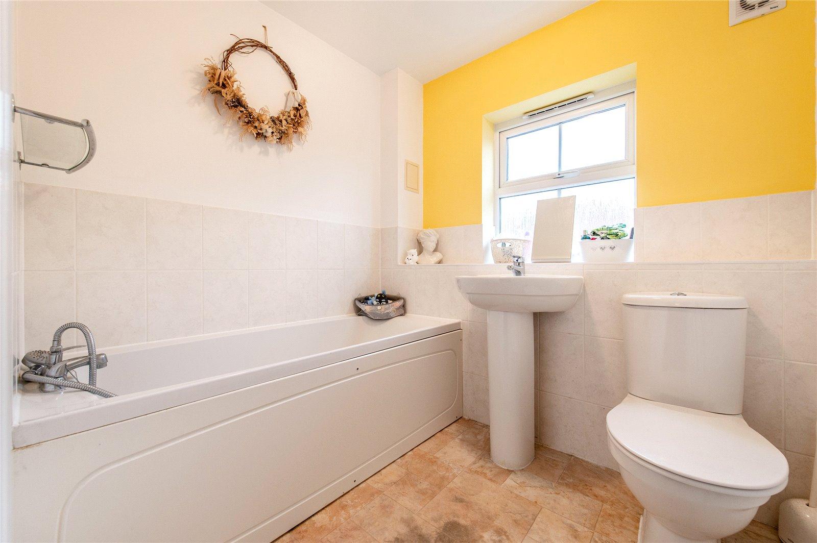 3 bedroom property for sale in Maidstone | Robinson Michael & Jackson