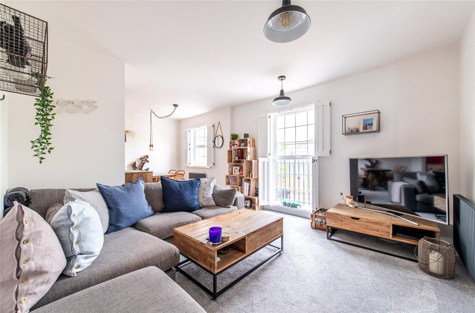 2 bedroom property for sale in Maidstone | Robinson Michael & Jackson