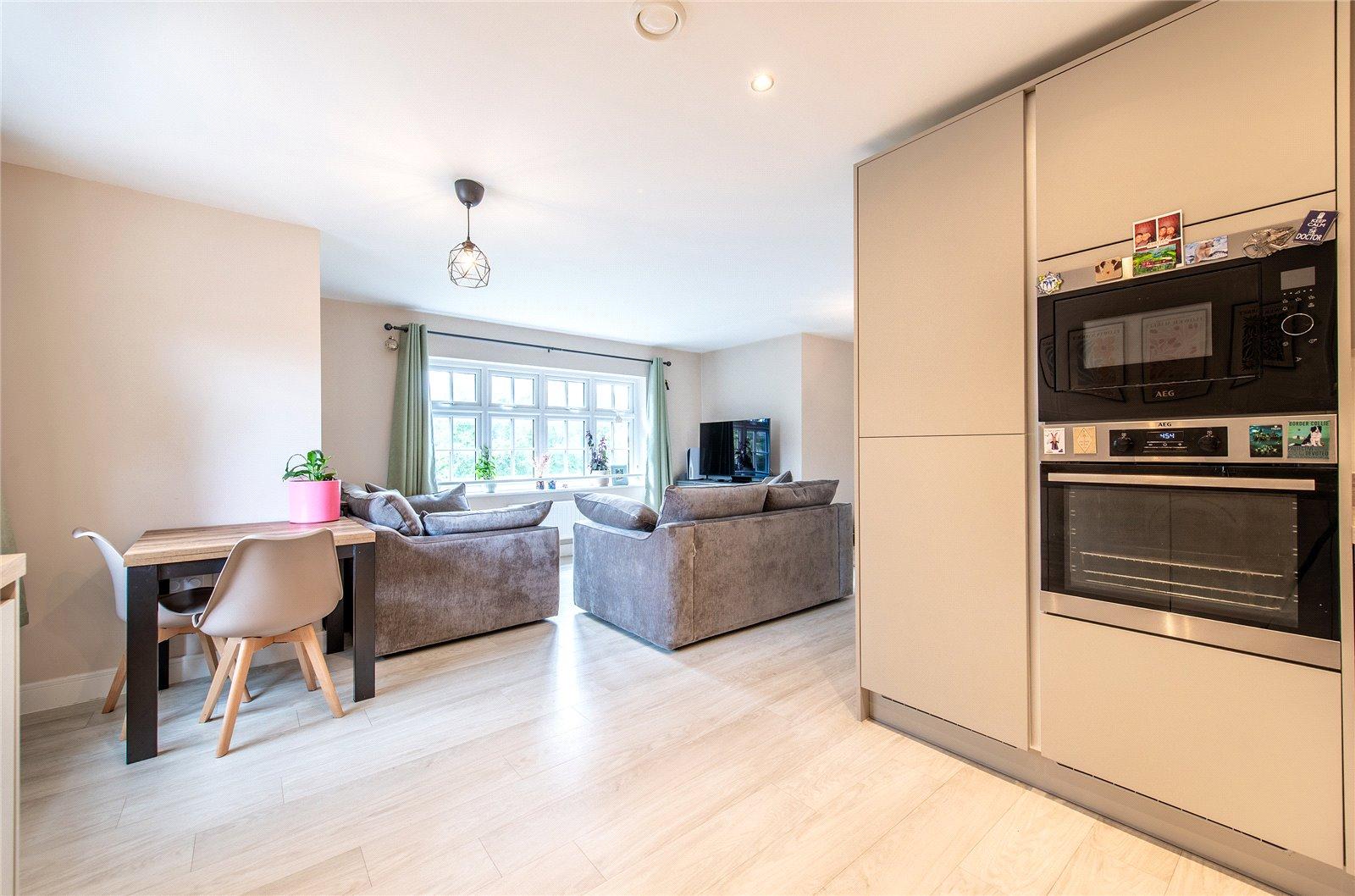 2 bedroom property for sale in Maidstone | Robinson Michael & Jackson